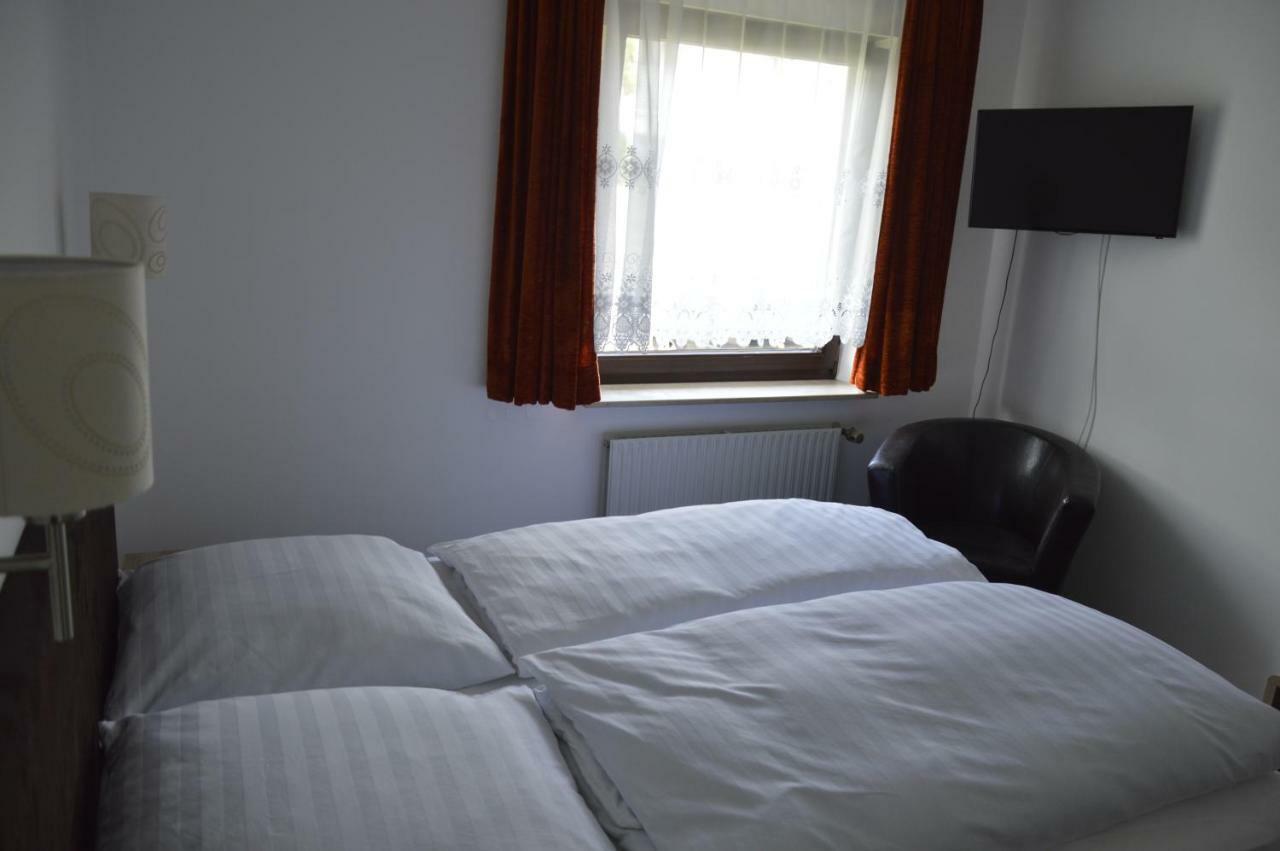Gaestehaus Faessle Weinstadt Kültér fotó
