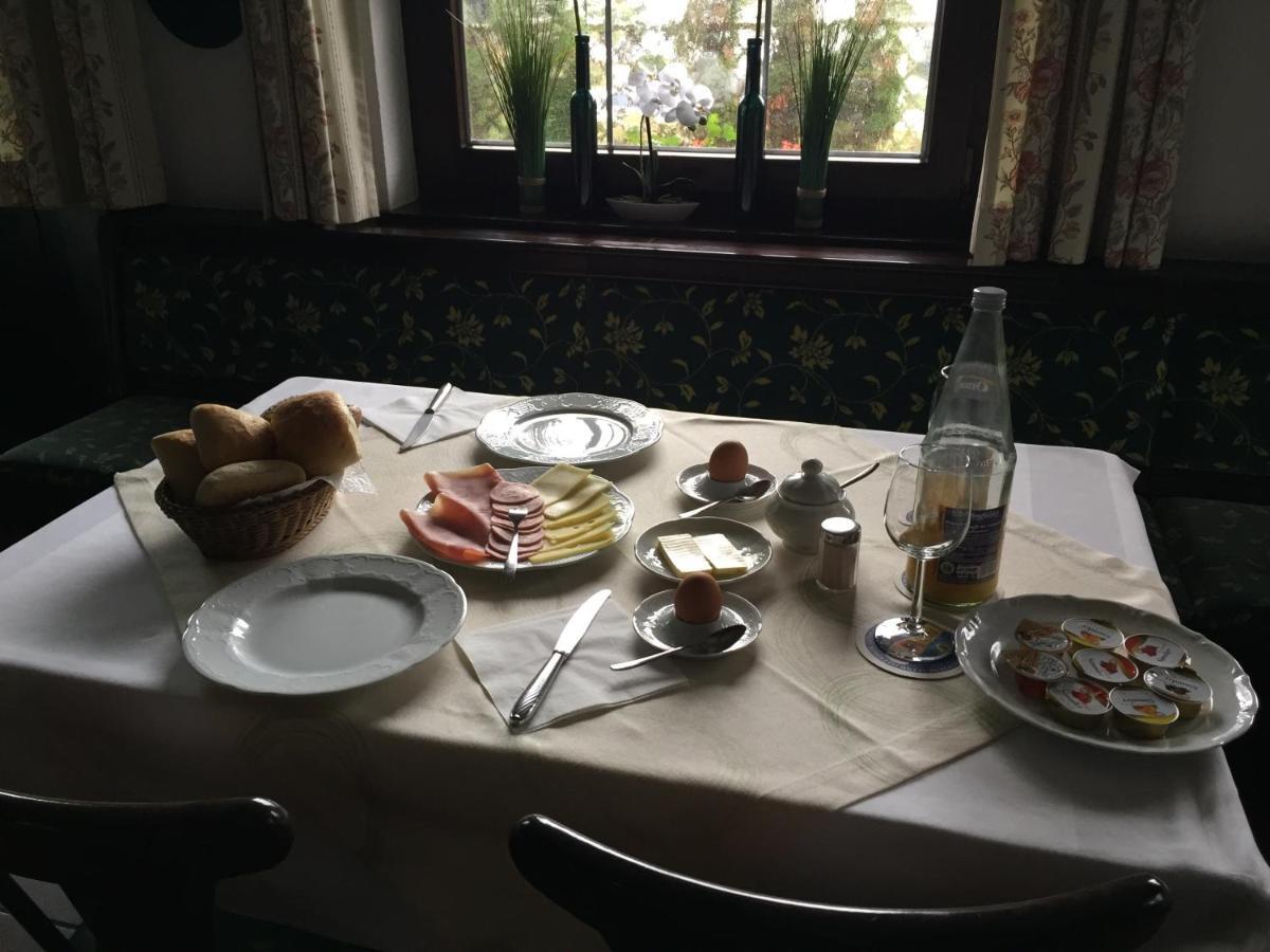 Gaestehaus Faessle Weinstadt Kültér fotó